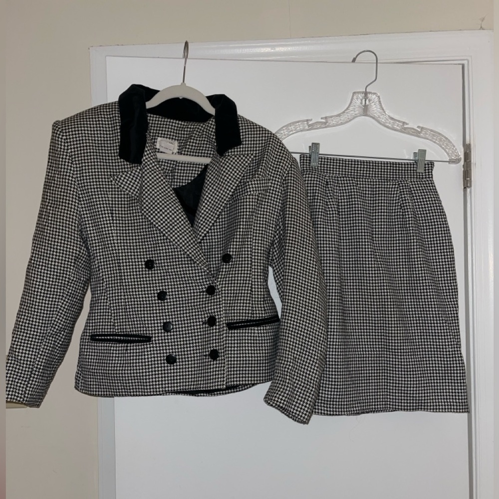 Vintage 80’s Houndstooth Skirt and Blazer Set